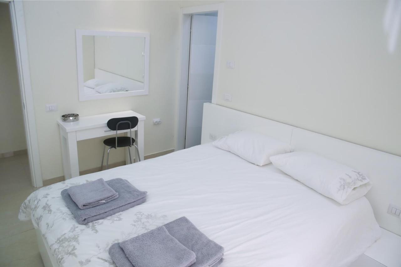 Dizengoff - Lovely Family Apartment 3 Rooms. เทลอาวีฟ ภายนอก รูปภาพ