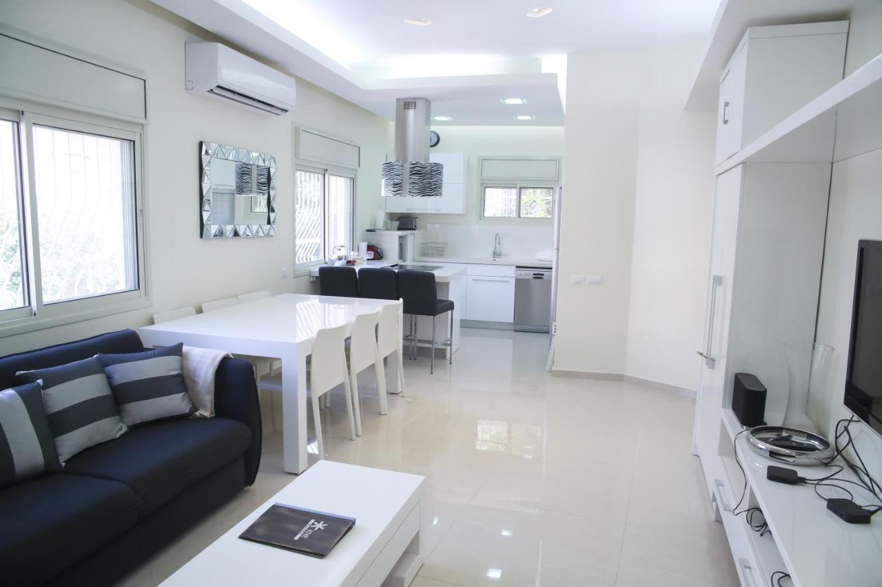 Dizengoff - Lovely Family Apartment 3 Rooms. เทลอาวีฟ ภายนอก รูปภาพ